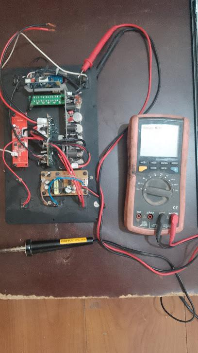Negocio Electrónica Y Eléctrica Leon