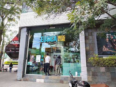 Negocio Eusica Music Store