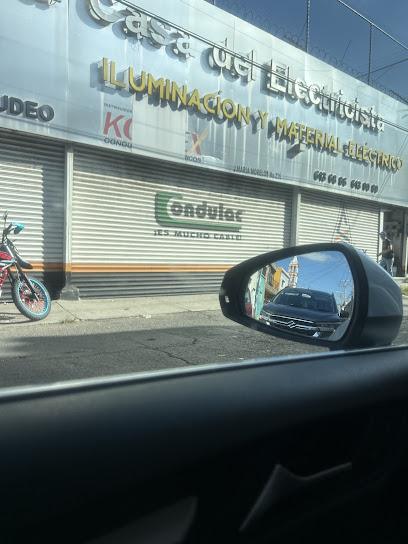 La Casa Del Electricista