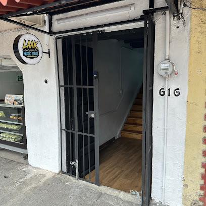 Laak Music Store