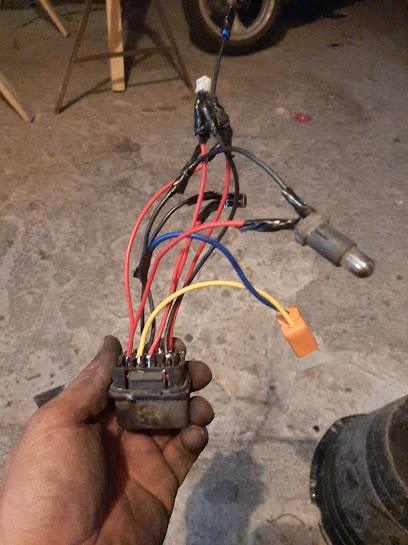 Negocio Taller Auto Eléctrico Y Laboratorio De Inyectores
