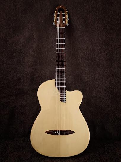 Negocio Taller De Guitarras Serafin Aguilar / Laudero, Construcción Y Reparación De Instrumentos De Cuerda